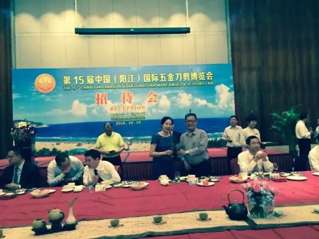 燃氣烤爐,旋轉爐,熱風循環爐,冷凍醒發箱,起酥機,組合爐-賽思達-世界級烘焙設備品牌