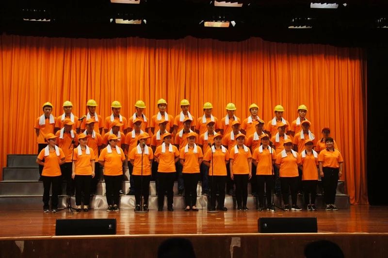 賽思達參加鐘落潭鎮“奮進新時代 頌歌獻給黨”合唱比賽