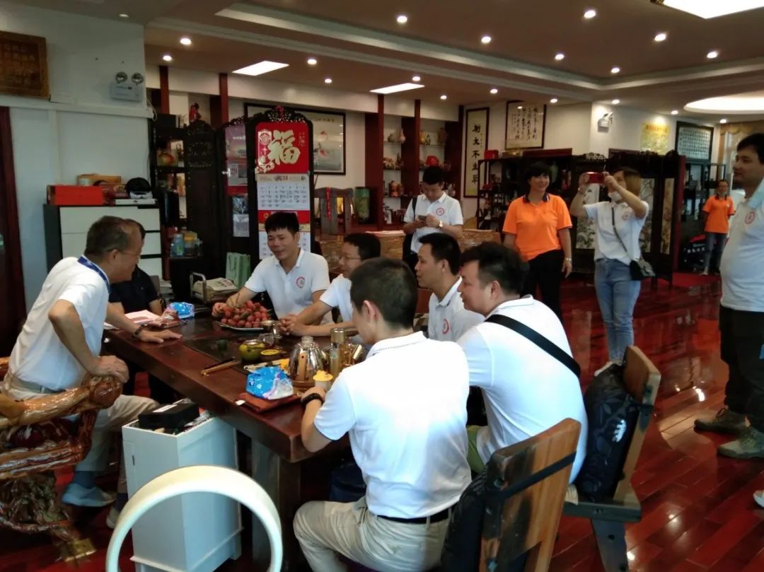 【賽思達烤箱】四川省酒店用品行業協會考察團蒞臨賽思達參觀指導
