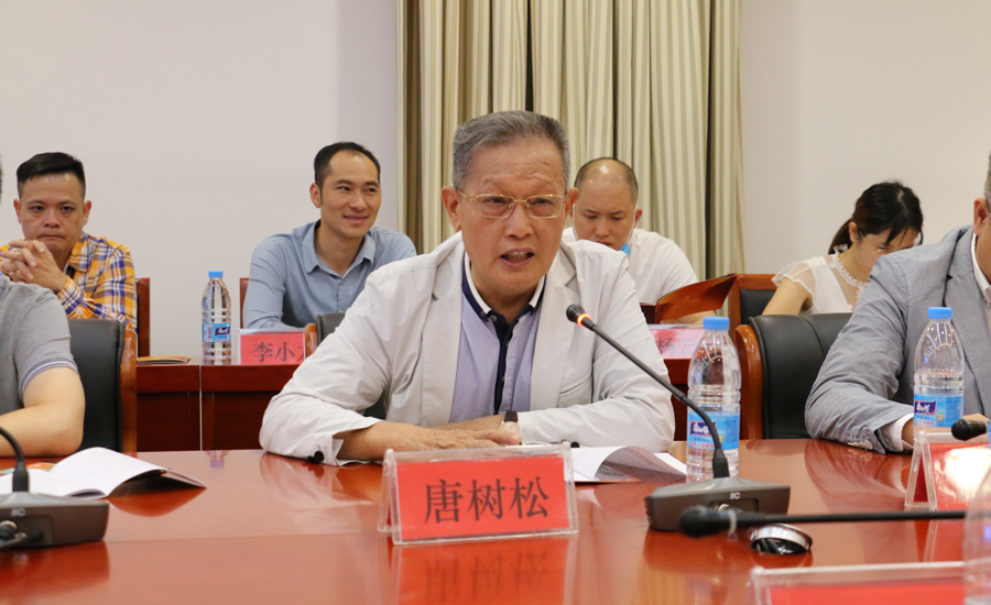 省酒協會長、賽思達董事長唐樹松先生赴貴州考察對接東西部扶貧協作工作